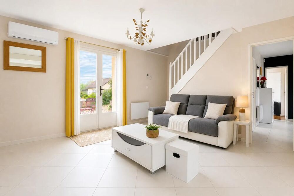 Maison de 6 pièces de 137 m² avec piscine à Les Bordes