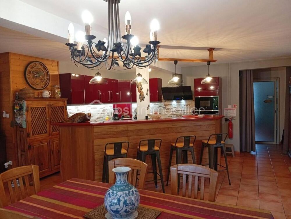 Vente Villa Villa 9 pièces 246 m² secteur Sud Saint joseph
