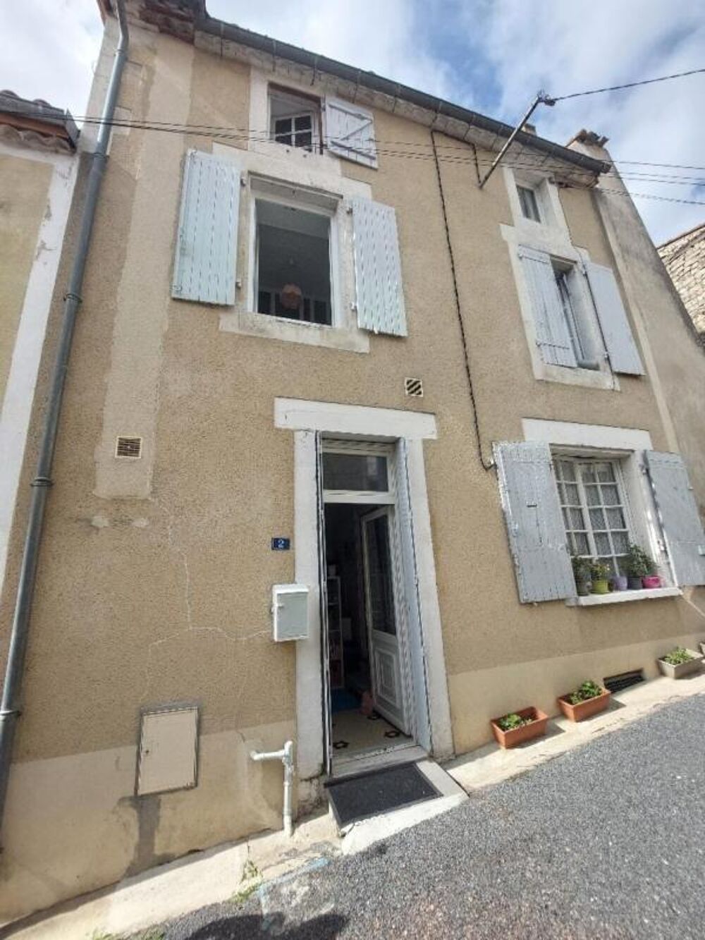 Vente Maison Maison à vendre 4 pièces MONTIGNAC CHARENTE (16) Montignac charente