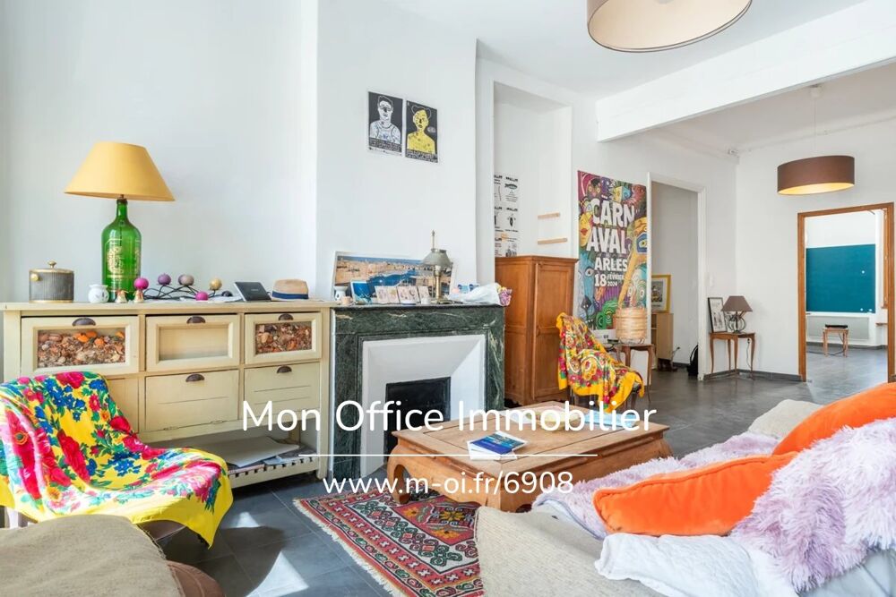 Référence : 6908-RVF - Appartement T5 avec terrasse - Secteur Noailles
