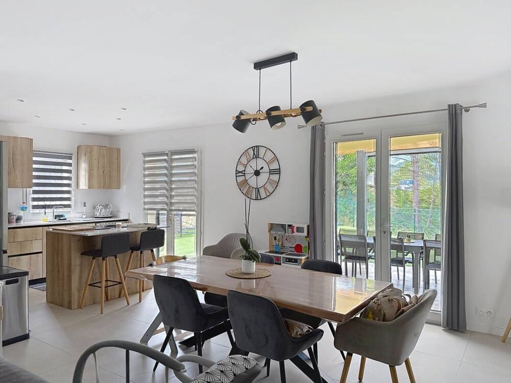 Vente Maison LES ESTERETS DU LAC_ Maison rénovée de 95 m² – 4 pièces – 3 chambres – Terrain 1 180 m² avec piscine hors sol Montauroux