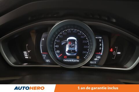 V40 1.6 D2 Momentum 115 ch 2015 occasion 92130 Issy-les-Moulineaux