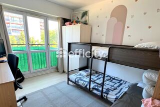  Appartement  vendre 4 pices 77 m