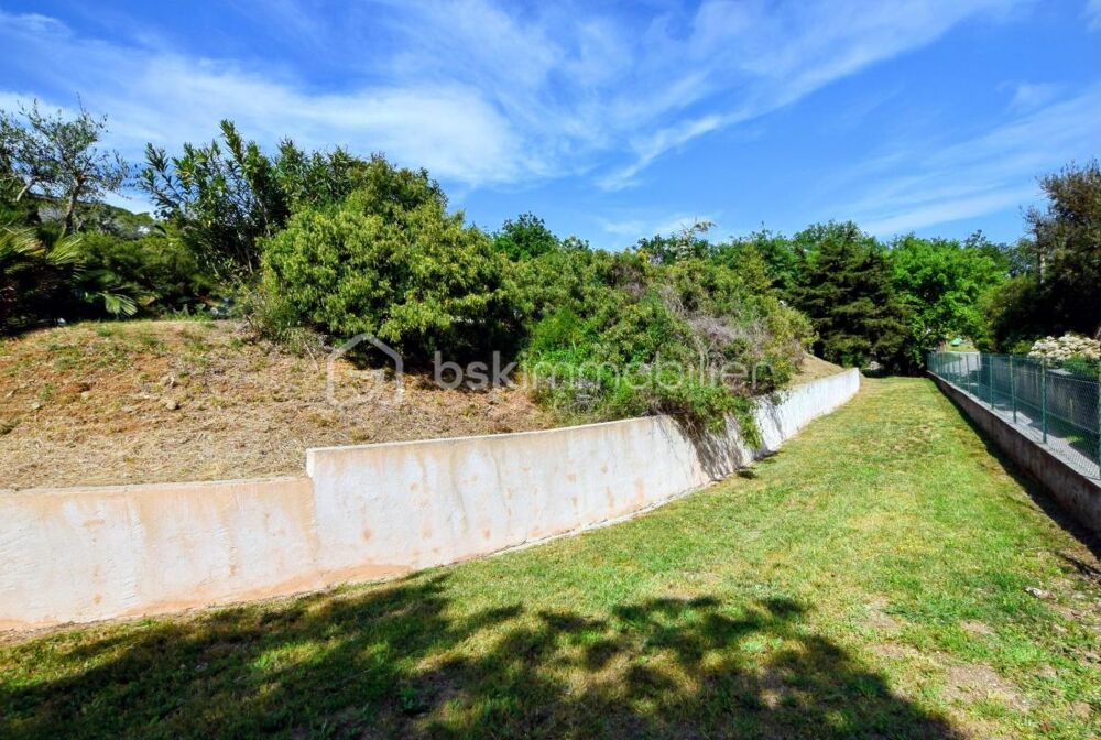 � vendre  Villa Les Adrets-de-l'Est�rel (83600)