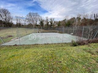  Propri�t�/ch�teau � vendre 7 pi�ces 226 m�