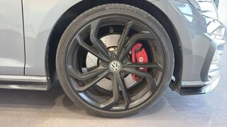 Golf VII 2.0 TSI 290 GTI TCR - Entretien constructeur 2021 occasion 66000 Perpignan
