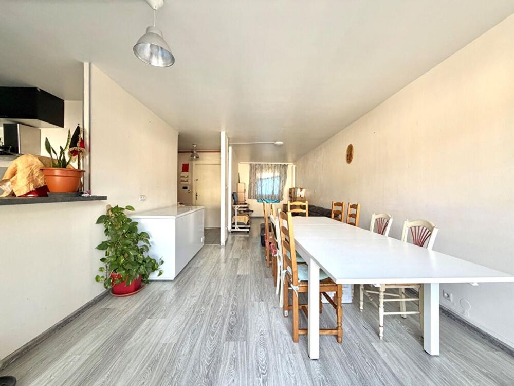 Vente Appartement Appartement Evry-Courcouronnes 6 pièces proche RER et centre-ville Evry courcouronnes