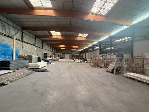   A VENDRE - BATIMENT D'ACTIVITE 