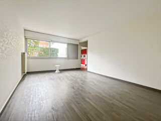 Vente Appartement Dijon, Proche Centre-ville Appartement Type 4 Traversant de 82m2 Dijon