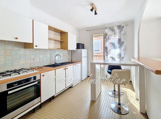  Immeuble  vendre 7 pices 181 m