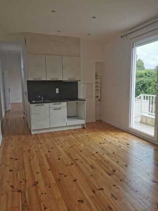  Appartement à louer 2 pièces 43 m²