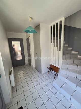  Immeuble  vendre 255 m