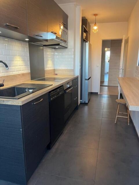  Appartement � louer 5 pi�ces 103 m�