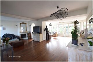  Maison à vendre 9 pièces 273 m²