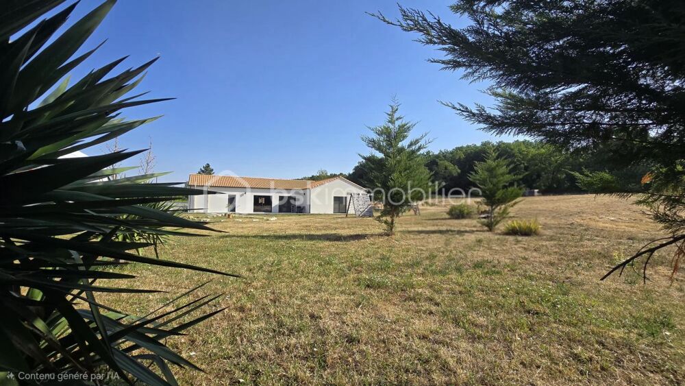 Vente Maison Maison spacieuse de 2019, lumineuse, quatre chambres, bureau, garage, grand terrain agricole Brux