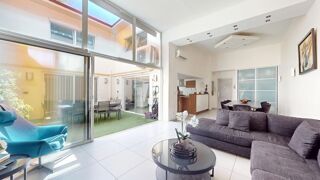  Loft  vendre 4 pices 160 m