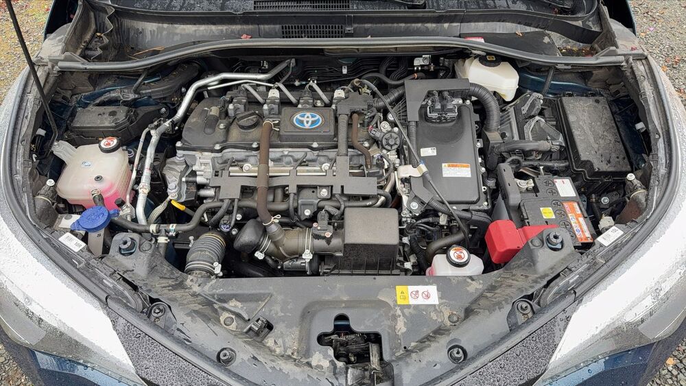 C-HR 1.8 VVT-i 122 Hybride CVT Design - Premi&egrave;re main Entretien c 2023 occasion 72000 Le Mans