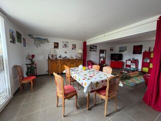  Maison � vendre 8 pi�ces 357 m�