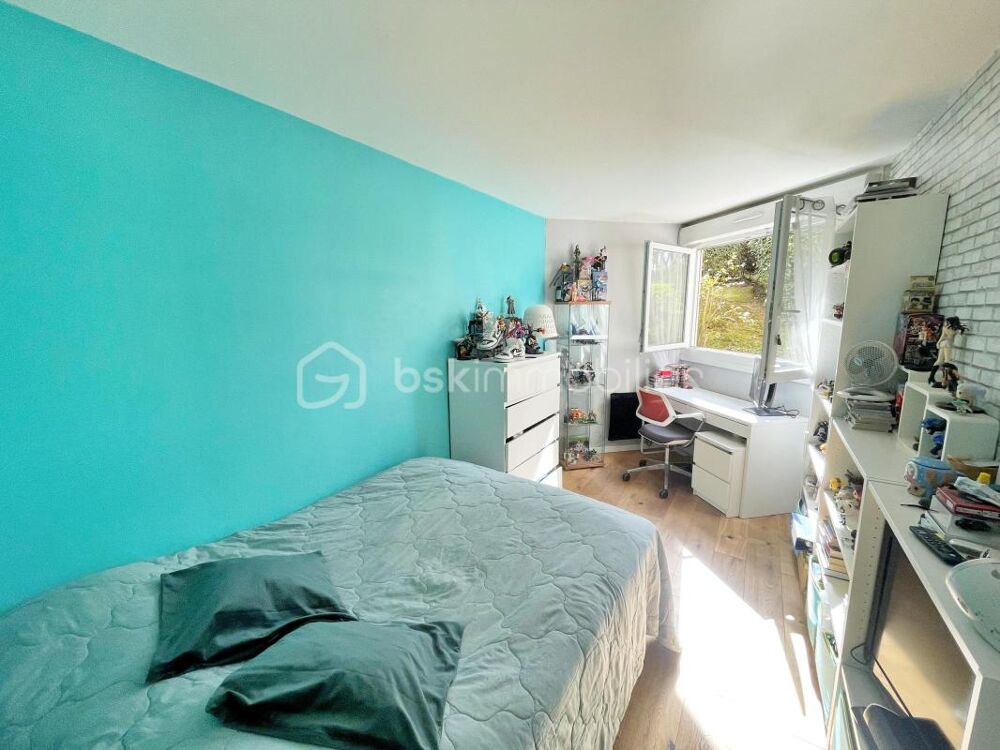 Vente Appartement Appartement 3 pièces de 75 m² avec balcon et parking Montigny le bretonneux