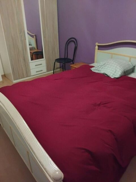  Appartement � louer 1 pi�ce 140 m�