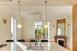  Maison � vendre 8 pi�ces 234 m�