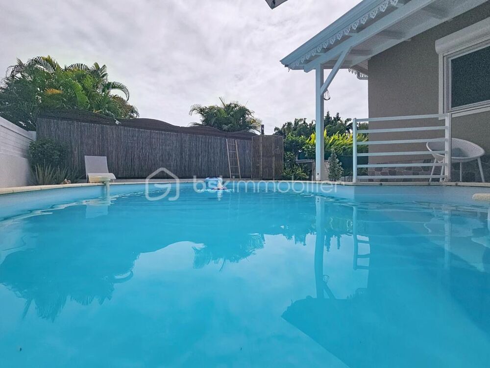 Vente Villa Villa 3 chambres piscine et garage secteur recherché Saint francois