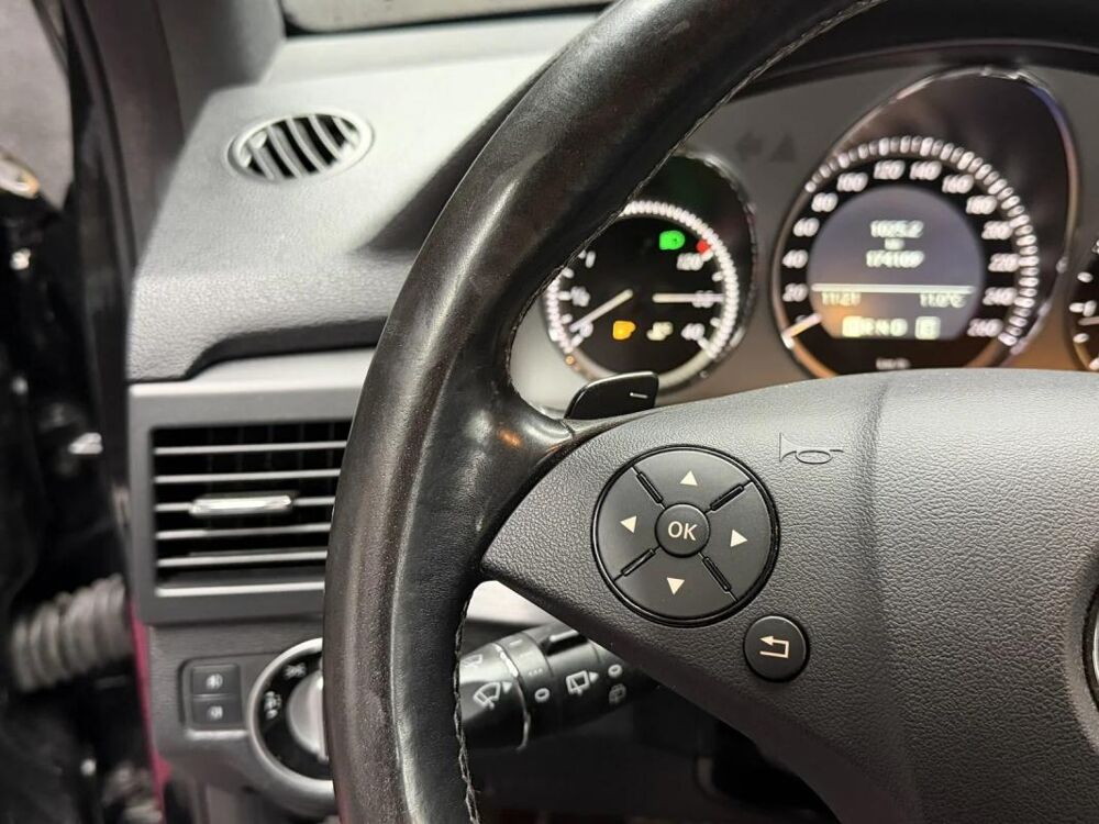 Classe GLK 220 CDI BlueEfficiency 4Matic (204.984) 2011 occasion 73000 Chambery