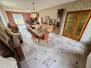  Maison  vendre 7 pices 205 m