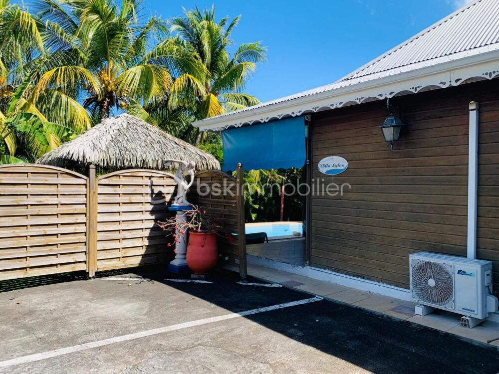 � vendre  Propri�t�/ch�teau Le Moule (97160)