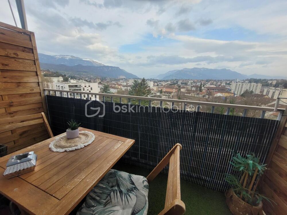 Vente Appartement Appartement T3     Centre Ville de Voiron Voiron