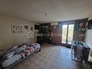  Immeuble à vendre 10 pièces 214 m²