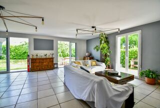  Maison  vendre 8 pices 166 m