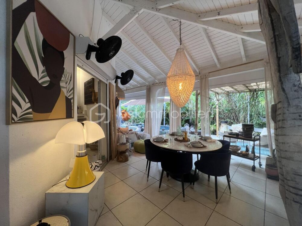 � vendre  Propri�t�/ch�teau Sainte-Anne (97180)