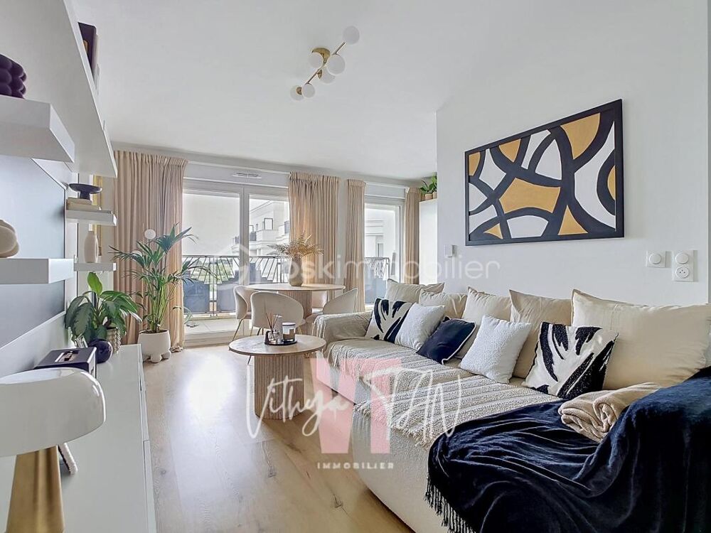 Appartement F4 de STANDING - CENTRE VILLE CHESSY URBAIN