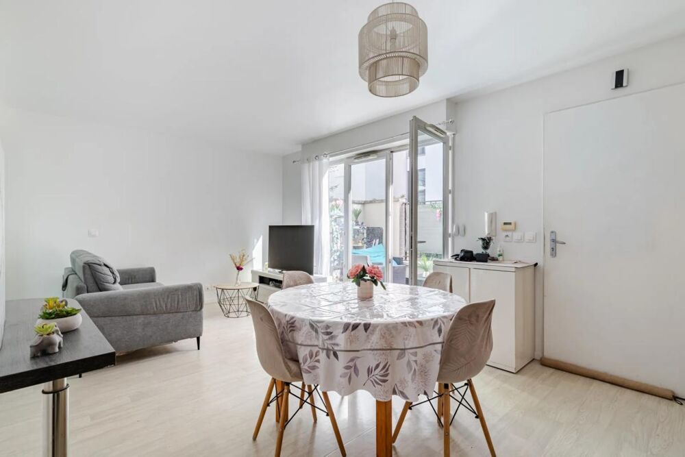 Vente Maison Maison de ville de 3 pièces de 65 m² à Stains Stains