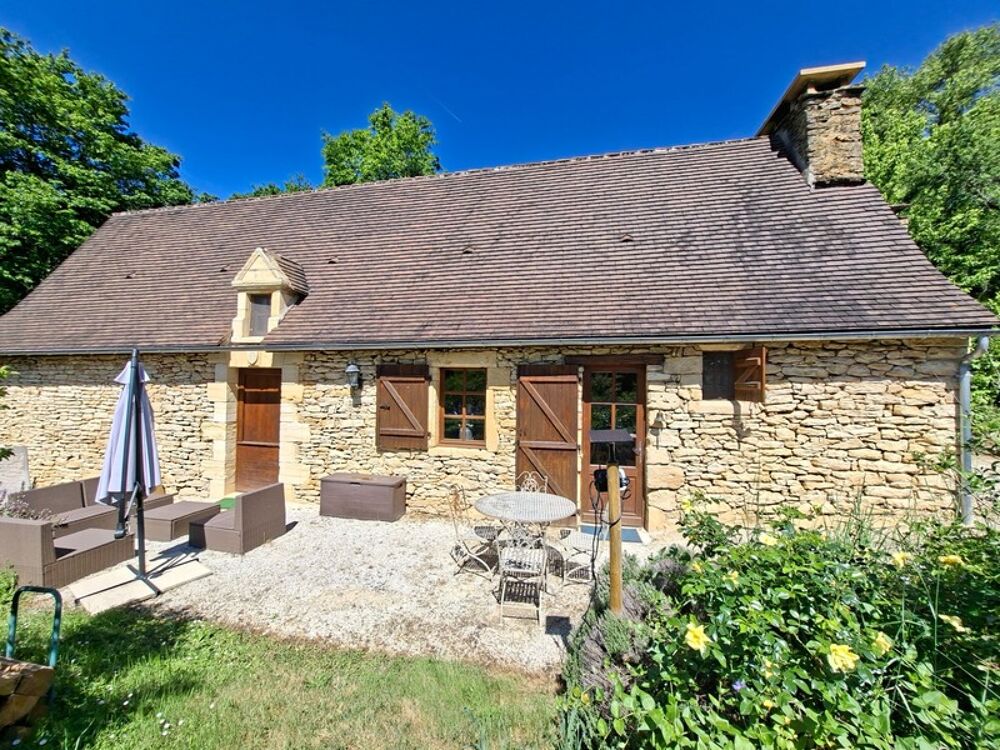 Vente Maison Propriété avec deux maisons en pierre sur plus de 9 hectares aux portes de Sarlat – Périgord Noir Proissans