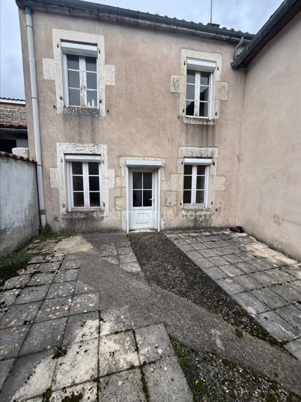 Maison 5 pièces 120 m² · à Xambes · 120 m² · 100 580 €