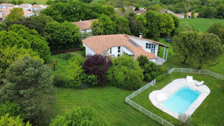  Maison � vendre 10 pi�ces 246 m�