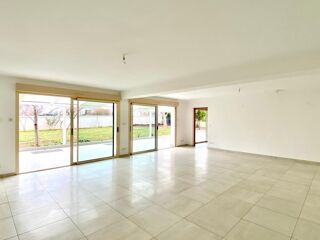  Maison à vendre 7 pièces 265 m²