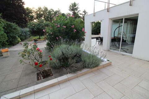  Maison � louer 8 pi�ces 261 m� La roche sur yon