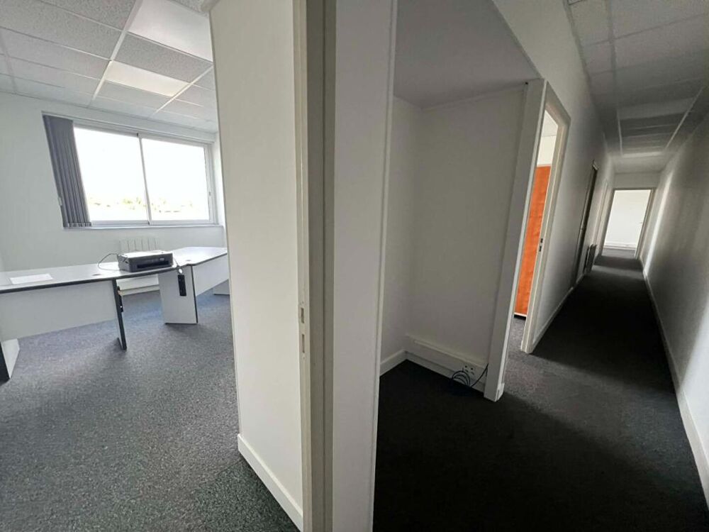   Secteur CREIL, Parc Alata -  BUREAUX 75 m² et 85 m² 