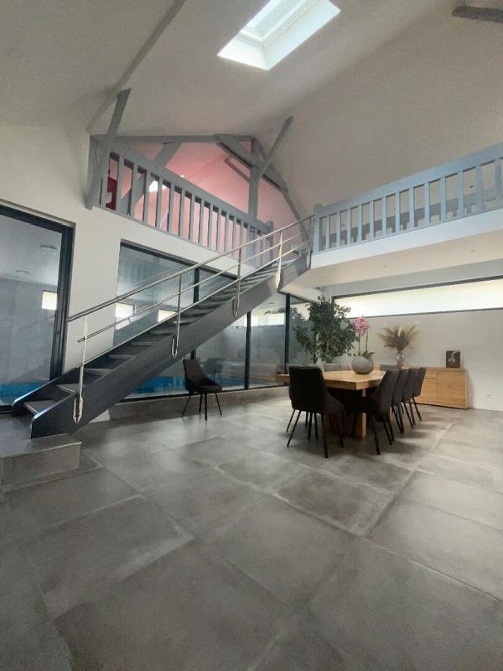 Maison Tours 10 pièce(s) 370 m2