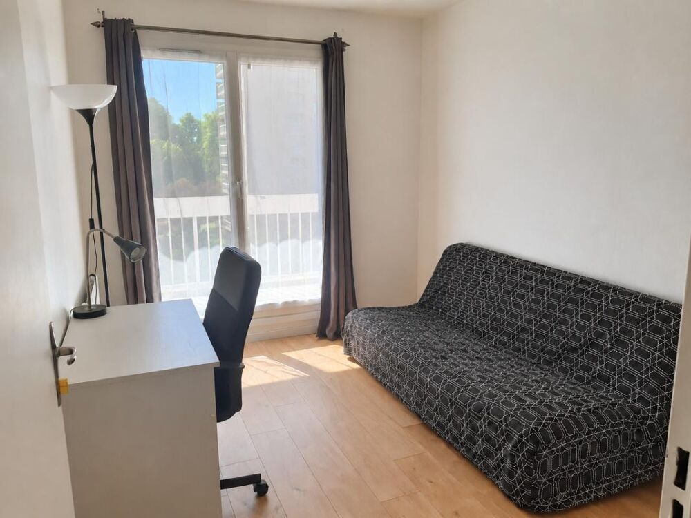 Vente Appartement 5 pièces – 10.73% de rendement - EVRY - PARC AUX BICHES Evry courcouronnes