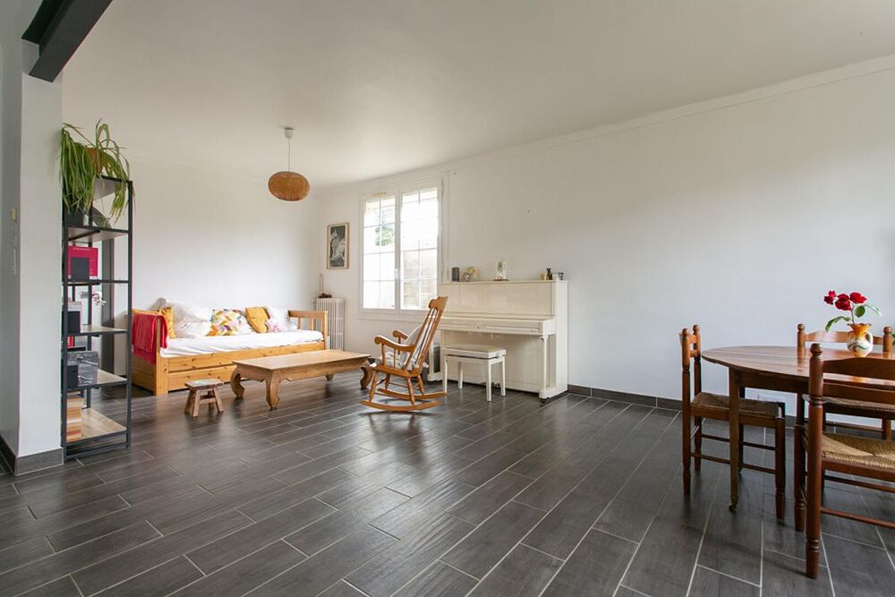 Vente Maison Maison Sèvremoine 5 P . 3 Chs . Bureau . 133.67 M² . T 315 M² . Garage Vallet