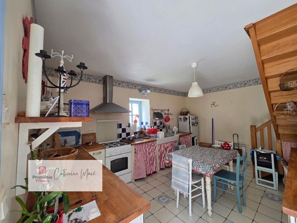 Finistère Sud, Clohars -Carnoët, longère de 125 m2, 6 pièces
