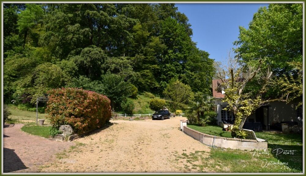 Vente Proprit/Chteau Grande proprit de 1,6 hectares avec pture, bois et dpendances Compiegne