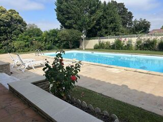  Propri�t�/ch�teau � vendre 11 pi�ces 453 m�