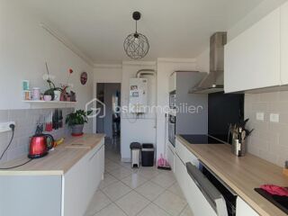  Appartement � vendre 4 pi�ces 97 m�