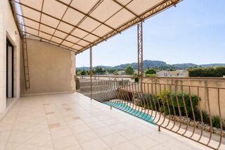 Maison 238m2 Gignac-la-Nerthe