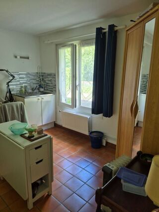  Appartement à louer 1 pièce 28 m²